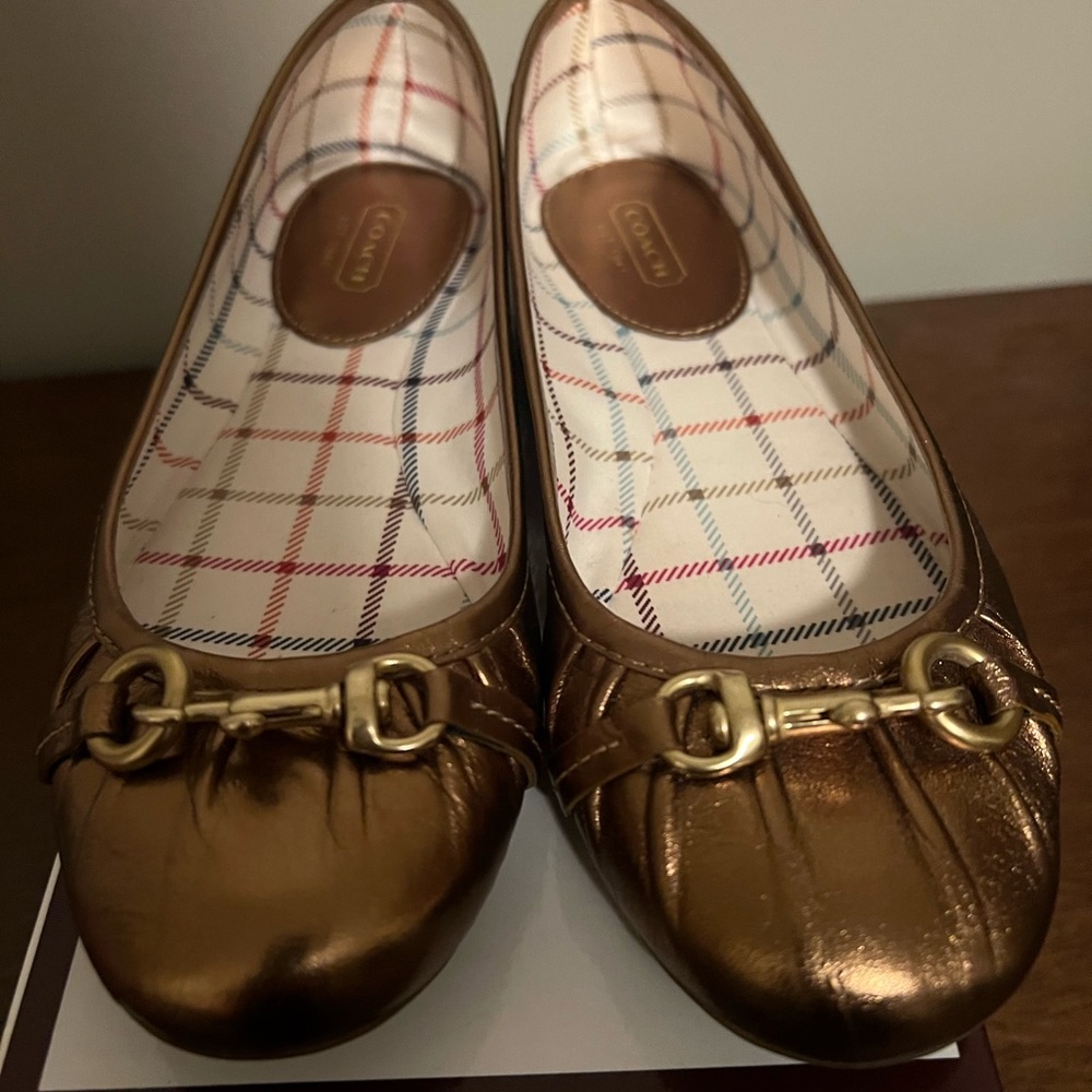 Coach Gold Flat